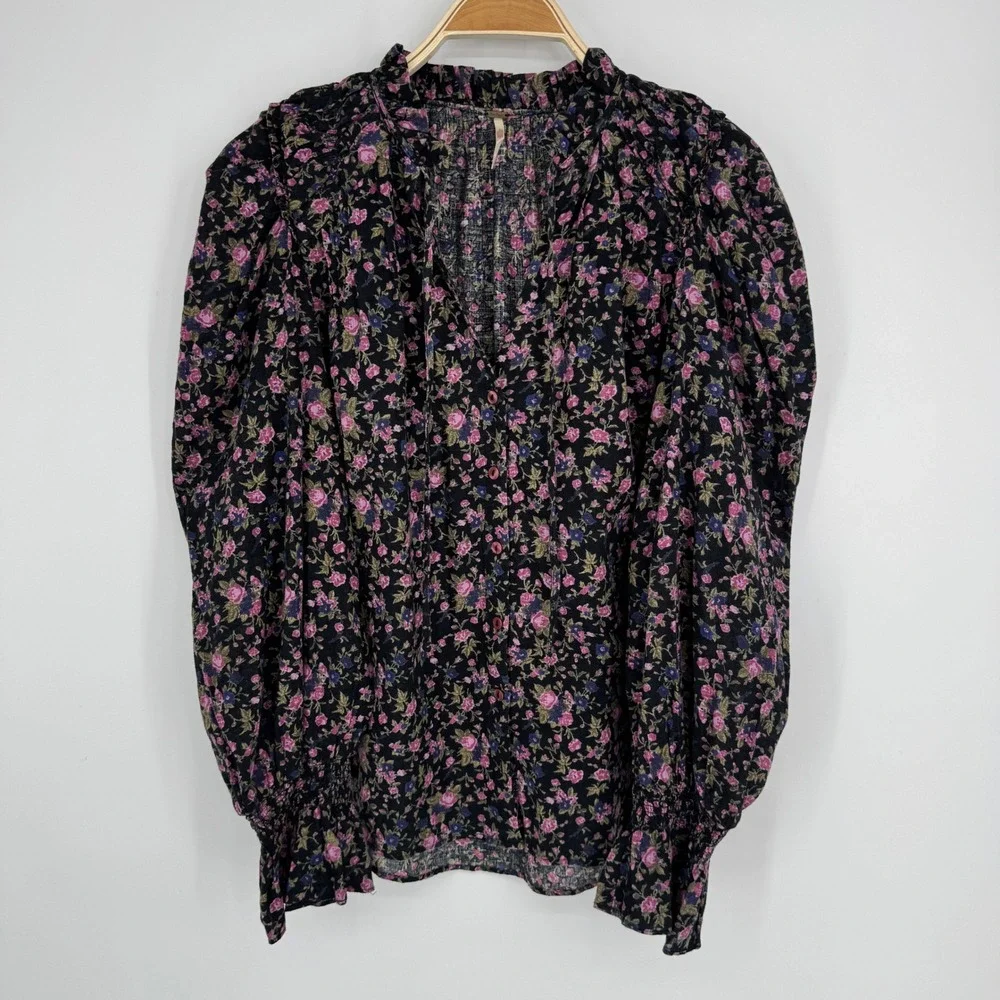 Free People Meant to Be Blouse Medium Black Floral Boho Romantic Puff Sleeve Top